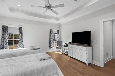 Like-new 3-bedroom, 2-bath home in Pinehurst of Lake Caroline on Lake Caroline Golf Club in Mississippi - for sale on GolfHomes.com, golf home, golf lot