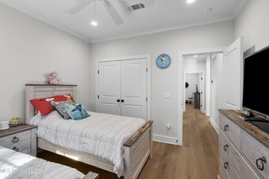 Like-new 3-bedroom, 2-bath home in Pinehurst of Lake Caroline on Lake Caroline Golf Club in Mississippi - for sale on GolfHomes.com, golf home, golf lot