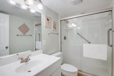 Welcome to this cozy, tastefully decorated 55+ first floor condo on Fountains Golf and Country Club in Florida - for sale on GolfHomes.com, golf home, golf lot