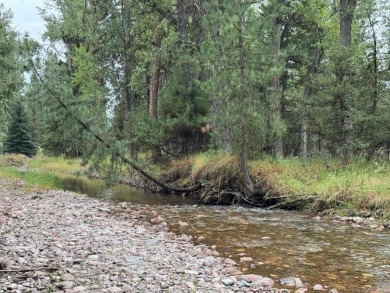 This Rocky Mountain Log Home has it all! Great value with this 2 on Double Arrow Lodge in Montana - for sale on GolfHomes.com, golf home, golf lot