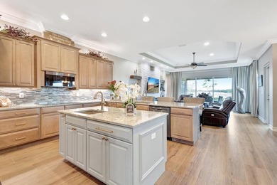 **ACCEPTING BACK UP OFFERS**This 4 bed, 4.5 bath + den + bonus on PGA National Estates Golf Course in Florida - for sale on GolfHomes.com, golf home, golf lot