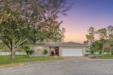 One or more photo(s) has been virtually staged. HUGE PRICE on Highland Fairways Golf Club in Florida - for sale on GolfHomes.com, golf home, golf lot
