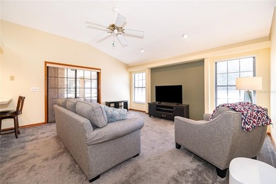 Spacious and well-maintained 3-bedroom, 2-bath Deltona home with on Deltona Golf Club in Florida - for sale on GolfHomes.com, golf home, golf lot