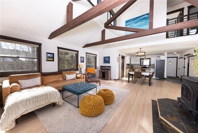 Welcome home to your bright and sunny 3-bedroom, 2-bath mountain on Keystone Ranch Golf Course in Colorado - for sale on GolfHomes.com, golf home, golf lot