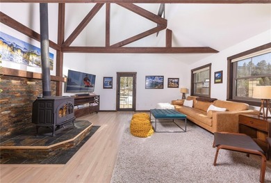 Welcome home to your bright and sunny 3-bedroom, 2-bath mountain on Keystone Ranch Golf Course in Colorado - for sale on GolfHomes.com, golf home, golf lot