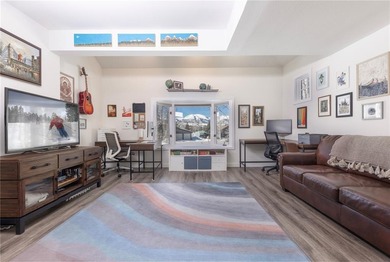 Welcome home to your bright and sunny 3-bedroom, 2-bath mountain on Keystone Ranch Golf Course in Colorado - for sale on GolfHomes.com, golf home, golf lot