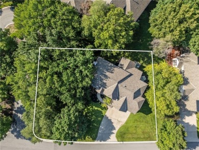 Discover refined elegance in this fully remodeled 5-bedroom,4.5 on Ironhorse Golf Club in Kansas - for sale on GolfHomes.com, golf home, golf lot
