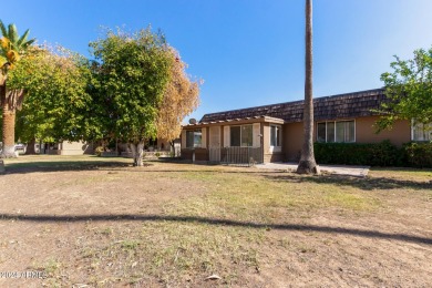 Welcome to your new home in desirable Sun City! This 3 bed, 2 on Sun City Country Club in Arizona - for sale on GolfHomes.com, golf home, golf lot