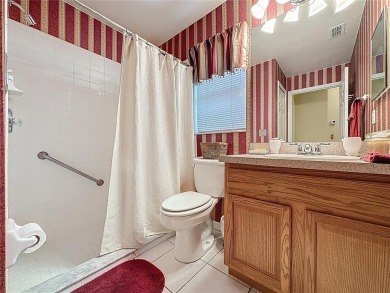 Great price on this Crown model that is being sold on Kings Ridge Golf Club in Florida - for sale on GolfHomes.com, golf home, golf lot