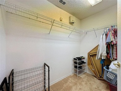 Great price on this Crown model that is being sold on Kings Ridge Golf Club in Florida - for sale on GolfHomes.com, golf home, golf lot