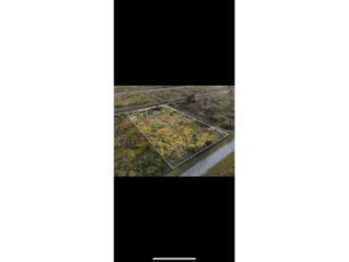 One or more photo(s) has been virtually staged. Are you looking on Indian Lake Estates Golf and Country Club in Florida - for sale on GolfHomes.com, golf home, golf lot