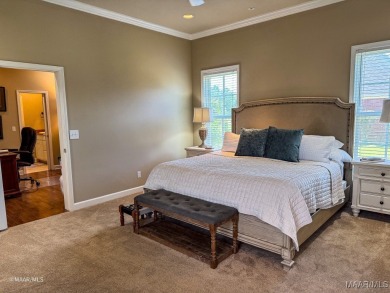 Gorgeous HAVEN! Only a 3-minute cart ride to the Golf Course & on Pineview Country Club in Alabama - for sale on GolfHomes.com, golf home, golf lot