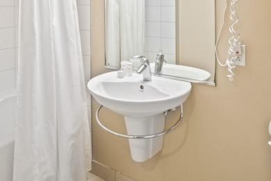 Escape to this fully furnished, groundfloor unit in sought-after on Sandestin Golf and Beach Resort - Raven in Florida - for sale on GolfHomes.com, golf home, golf lot