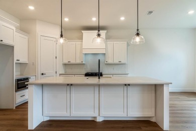 BUILDER OFFERING A 2-1 INTEREST RATE BUYDOWN. Welcome to the on Heath Golf and Yacht Club in Texas - for sale on GolfHomes.com, golf home, golf lot