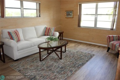 ESTATE SALE, MOTIVATED SELLER. GREAT OPPORTUNITY TO OWN A 2/2 on Wynmoor Golf Course in Florida - for sale on GolfHomes.com, golf home, golf lot