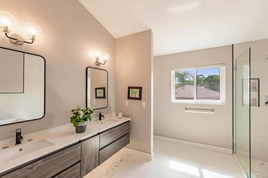 Fully renovated: modern kitchen with SS appliances and granite on Heritage Ridge Golf Club in Florida - for sale on GolfHomes.com, golf home, golf lot