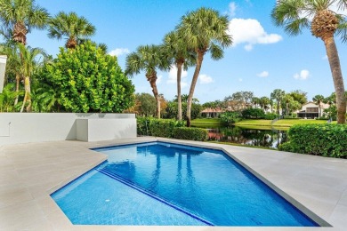 Don't miss this newly renovated Patio B in Frenchman's Creek on on Frenchmans Creek Country Club in Florida - for sale on GolfHomes.com, golf home, golf lot