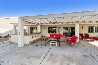 One of a kind 3BR, 3BA popular Palmera on the 8th green at the on Ironwood Golf Club in Arizona - for sale on GolfHomes.com, golf home, golf lot