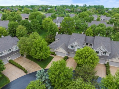 Immaculately maintained and rarely available all-brick RANCH on Ruffled Feathers Golf Club in Illinois - for sale on GolfHomes.com, golf home, golf lot