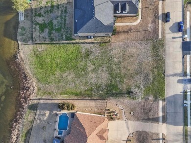 Welcome to an INCREDIBLE opportunity to build your dream home on on Tangle Ridge Golf Club in Texas - for sale on GolfHomes.com, golf home, golf lot