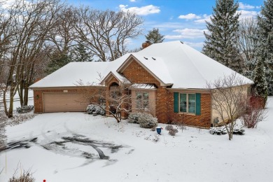 This quality, custom built ranch home will have you at hello on Bliss Creek Golf Club in Illinois - for sale on GolfHomes.com, golf home, golf lot