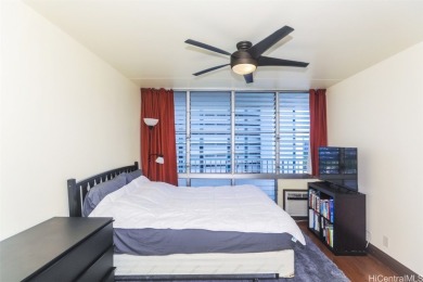 This highly desirable and conveniently situated 15th-floor on Ala Wai Golf Course in Hawaii - for sale on GolfHomes.com, golf home, golf lot