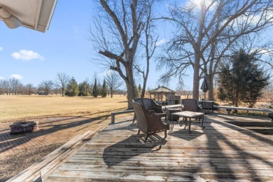 This 2,800 sq ft ranch backs up to Innsbrook Country Club golf on Innsbrook Country Club in Indiana - for sale on GolfHomes.com, golf home, golf lot