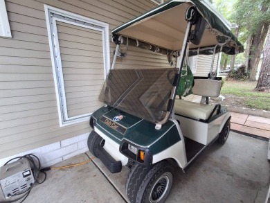 2BR/2BA Home with Modern Touches | Rolling Greens Village on Rolling Greens Executive Golf Community in Florida - for sale on GolfHomes.com, golf home, golf lot