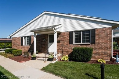 Highly desirable ranch condo in Marysville. Spacious 2 bedroom 2 on Marysville Golf Course in Michigan - for sale on GolfHomes.com, golf home, golf lot