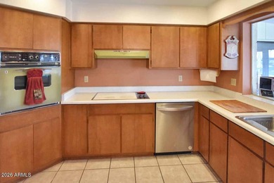 EXTRAORDINARILY MAINTAINED FARNSWORTH MODEL 600 (EXPANDED) IN A on Sunland Village Golf Club in Arizona - for sale on GolfHomes.com, golf home, golf lot