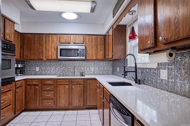 Beautifully maintained 3-bed, 3-bath home offering rare on DeSoto Golf Course in Arkansas - for sale on GolfHomes.com, golf home, golf lot