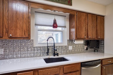 Beautifully maintained 3-bed, 3-bath home offering rare on DeSoto Golf Course in Arkansas - for sale on GolfHomes.com, golf home, golf lot