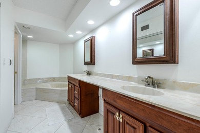 Coveted 2 bed/2/bath plus Den Corner Bobby Jones Model unit on Gleneagles Golf and Country Club in Florida - for sale on GolfHomes.com, golf home, golf lot