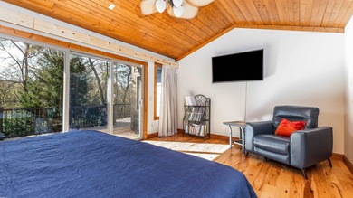 Gorgeous 3 bedroom, 3.5 bath contemporary ranch with rustic on Eagle Ridge Inn and Resort in Illinois - for sale on GolfHomes.com, golf home, golf lot