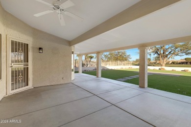 STUNNING REMODEL ALERT!! This beautifully remodeled 2-bedroom on Westbrook Village / Vista Golf Course in Arizona - for sale on GolfHomes.com, golf home, golf lot