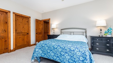 Gorgeous 3 bedroom, 3.5 bath contemporary ranch with rustic on Eagle Ridge Inn and Resort in Illinois - for sale on GolfHomes.com, golf home, golf lot