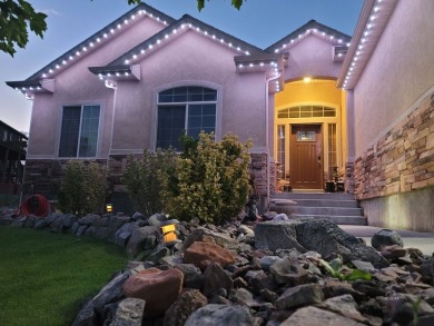 Live where comfort meets golf course views! This 4-bedroom on Toana Vista Golf Course in Nevada - for sale on GolfHomes.com, golf home, golf lot