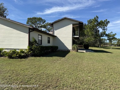 Unique 4-Bedroom Home on the Golf Course Of Ridge Manor Country on The Ridge Manor Oaks Golf and Country Club in Florida - for sale on GolfHomes.com, golf home, golf lot
