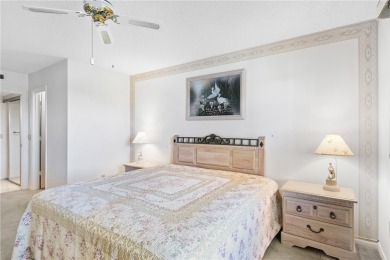 Welcome to your cozy, turnkey condo boasting breathtaking lake & on Vista Plantation Golf Club in Florida - for sale on GolfHomes.com, golf home, golf lot