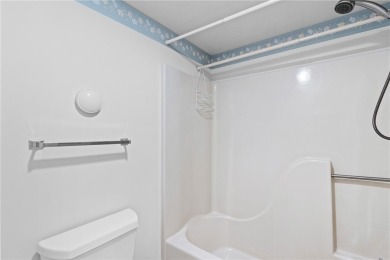 Welcome to your cozy, turnkey condo boasting breathtaking lake & on Vista Plantation Golf Club in Florida - for sale on GolfHomes.com, golf home, golf lot