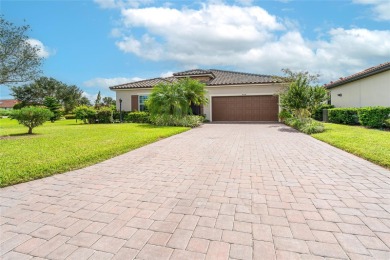 AFFORDABLE LUXURY! Full of light and comfort, this stunning on Rosedale Golf and Tennis Club in Florida - for sale on GolfHomes.com, golf home, golf lot