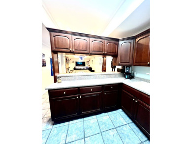 This 4,300 sq ft (all living) 4 Bedroom 3.50 Bathroom 2 story on StoneCrest Golf Course in Kentucky - for sale on GolfHomes.com, golf home, golf lot