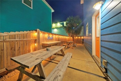 Super cute 4 bdrm, 4.5 bath beach retreat with its own private on Palmilla Beach Golf Club in Texas - for sale on GolfHomes.com, golf home, golf lot