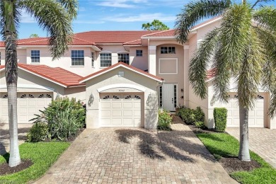 GOLF MEMBERSHIP INCLUDED ($50,000 VALUE)! Hunters Ridge is a on Hunters Ridge Country Club in Florida - for sale on GolfHomes.com, golf home, golf lot