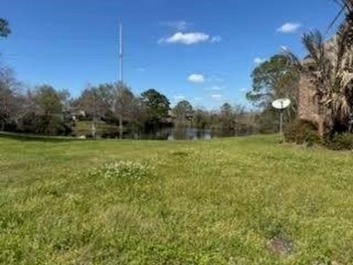 Premium corner lot in Oak Harbor's Master's Point subdivision! on Oak Harbor Golf Club in Louisiana - for sale on GolfHomes.com, golf home, golf lot