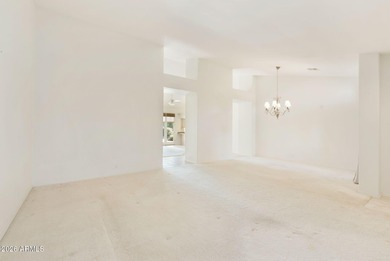 LOVELY WELL MAINTAINED GOLF COURSE PROPERTY READY FOR A NEW on Westbrook Village / Vista Golf Course in Arizona - for sale on GolfHomes.com, golf home, golf lot