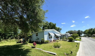 Motivated seller!! Spacious home located in Water Oak Country on Water Oak Country Club Estates in Florida - for sale on GolfHomes.com, golf home, golf lot