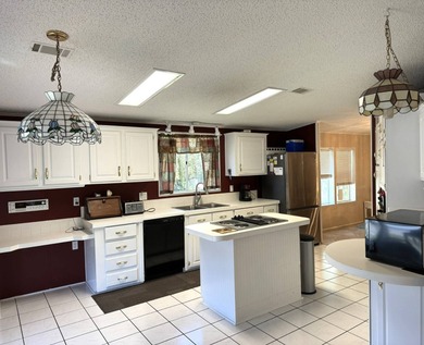 Motivated seller!! Spacious home located in Water Oak Country on Water Oak Country Club Estates in Florida - for sale on GolfHomes.com, golf home, golf lot