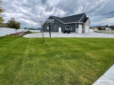 BRAND NEW PRICE FOR THIS SPECTACULAR, immaculate, move-in ready on Sage Lakes Municipal Golf Course in Idaho - for sale on GolfHomes.com, golf home, golf lot