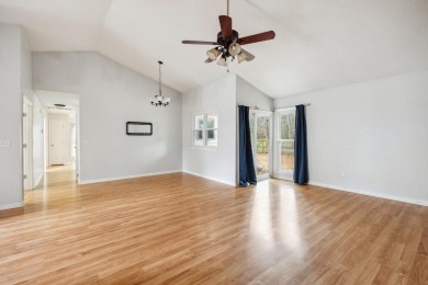 AGENTS Please read agent notes. Move-in ready in Crowfield on Crowfield Golf and Country Club in South Carolina - for sale on GolfHomes.com, golf home, golf lot